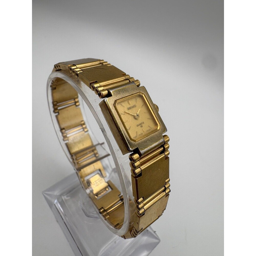 Vintage Seiko 1E20-5209 Gold Quartz Dress Watch. Working/Cute!
